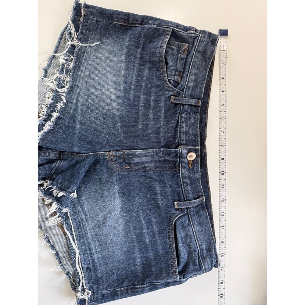 J Brand Sachi Shorts Dark Wash Denim Cut-Off Size 29 1028X001 EUC - Picture 4 of 7